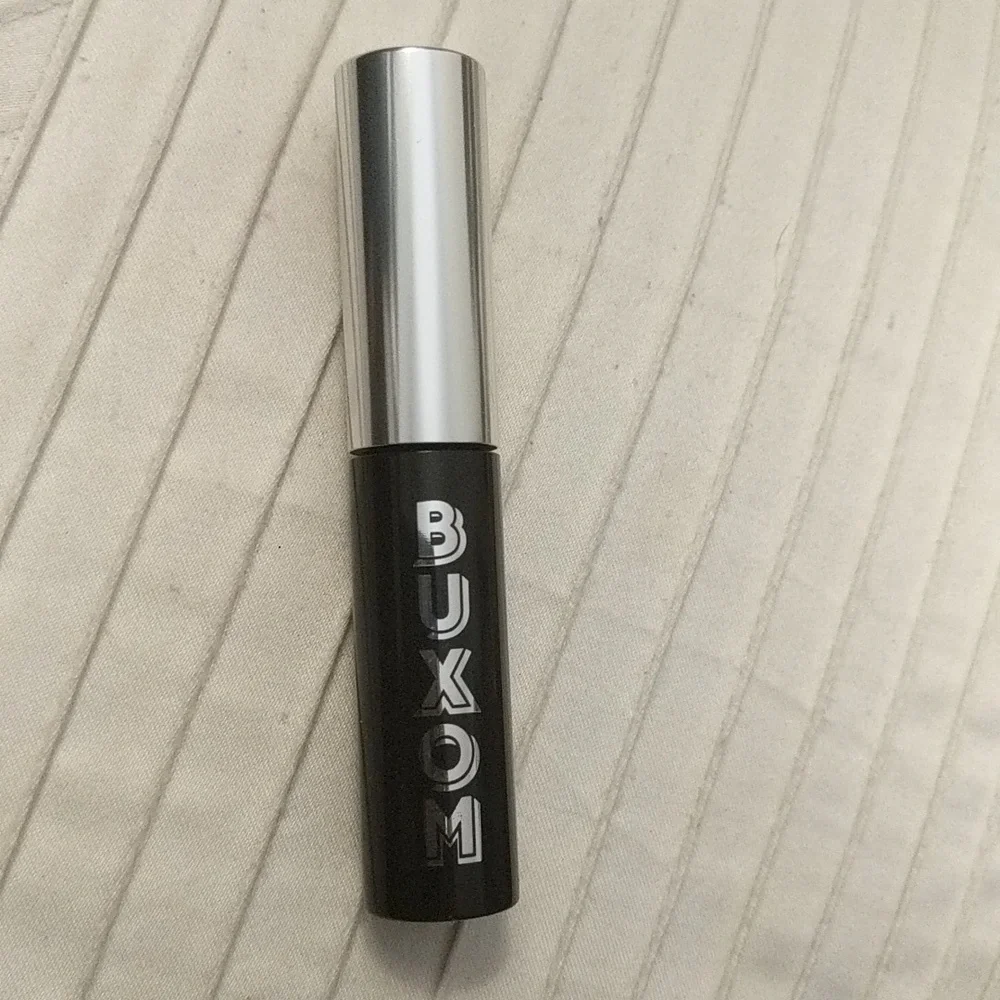 NWT Mascara